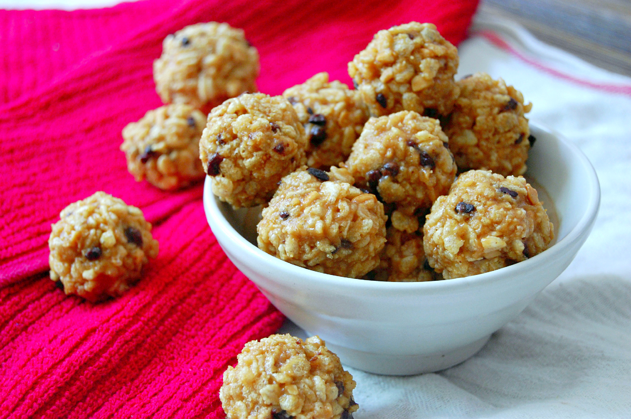 5-ingredient-peanut-butter-balls