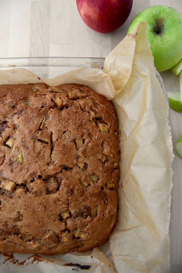 Whole Wheat Apple Cake