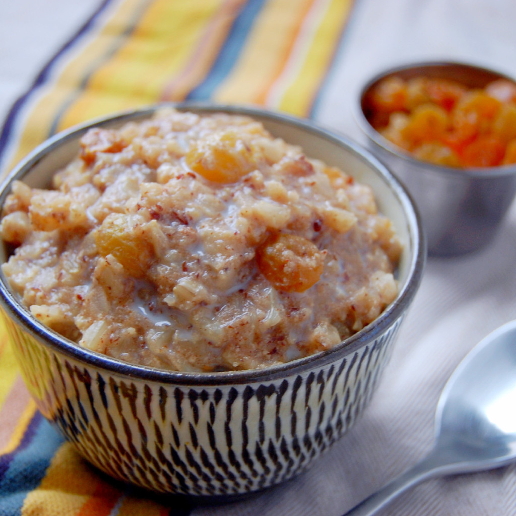 Slow Cooker Breakfast Rice Pudding with Golden Raisins Healthy Recipe