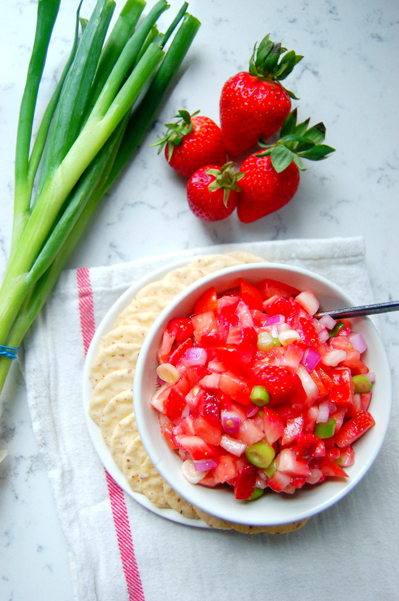 Balsamic Strawberry Salsa - a perfect appetizer with crackers or topping for chicken or fish! | uprootkitchen.com