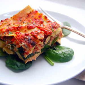 This veggie-packed high protein lasagna recipe is the perfect one pan meal - packed with ground turkey, tofu ricotta, and lots of veggies! #dairyfree | uprootfromoregon.com