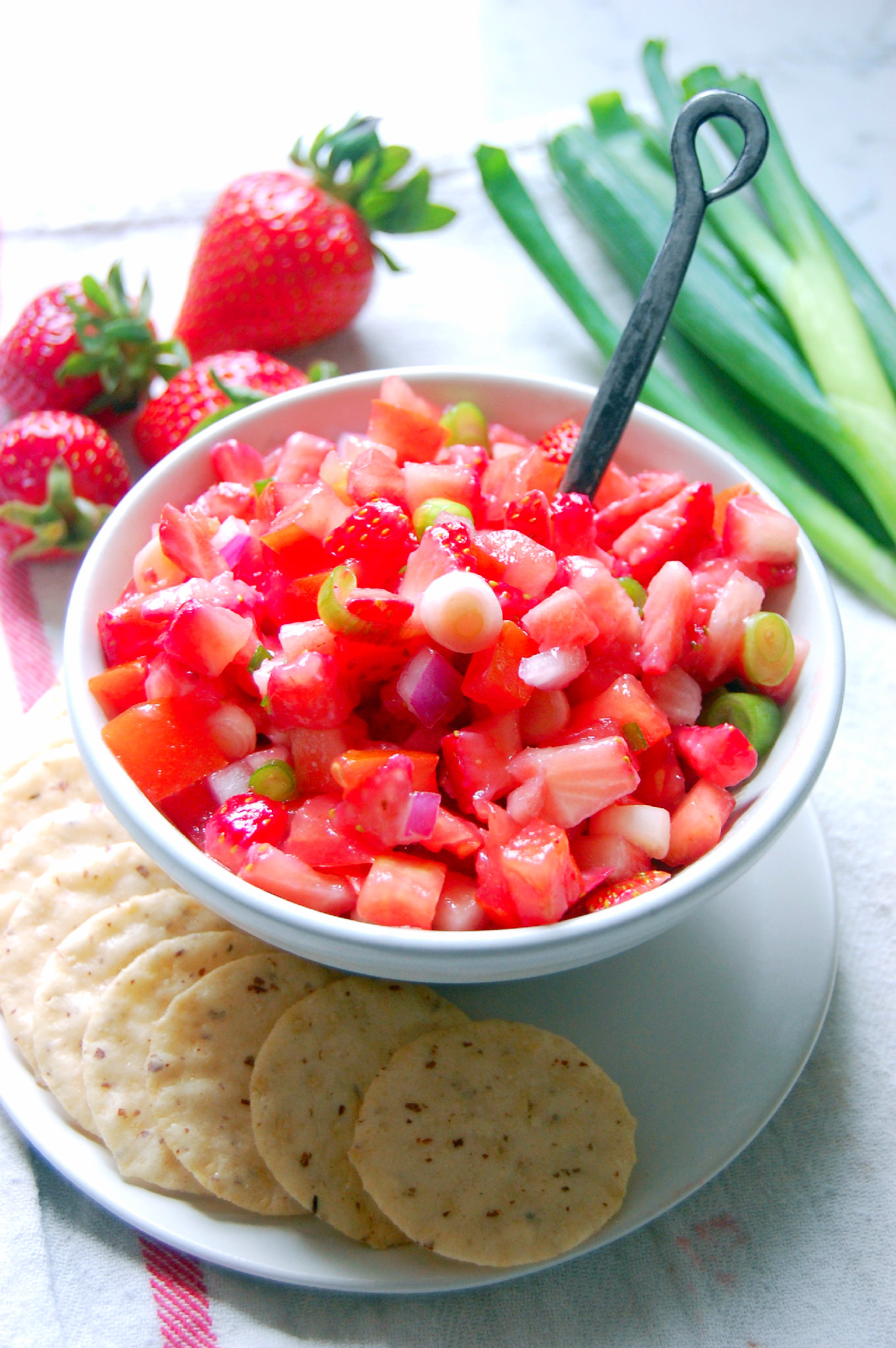 White Balsamic Strawberry Salsa - a quick and delicious summer appetizer or salsa for fish and chicken #glutenfree #vegan | uprootkitchen.com