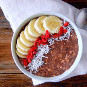 5 Ingredient Vegan Chocolate Banana Overnight Oats | uprootfromoregon.com