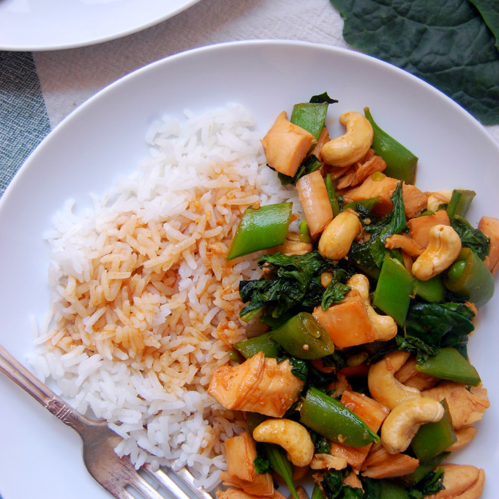 A simple 30 minute dinner that the whole family will love - Chicken Cashew Stir Fry. Serve it over rice or quinoa for a full meal. | uprootkitchen.com