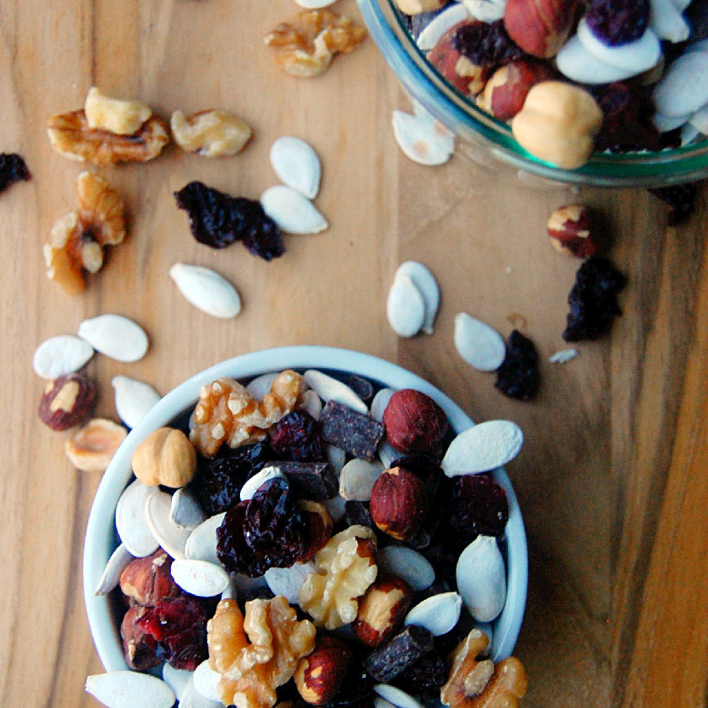 Pumpkin Seed Trail Mix, a combo of dried fruit, hazelnuts, walnuts, chocolate chunks and roasted pumpkin seeds perfect for fall snacking | uprootfromoregon.com