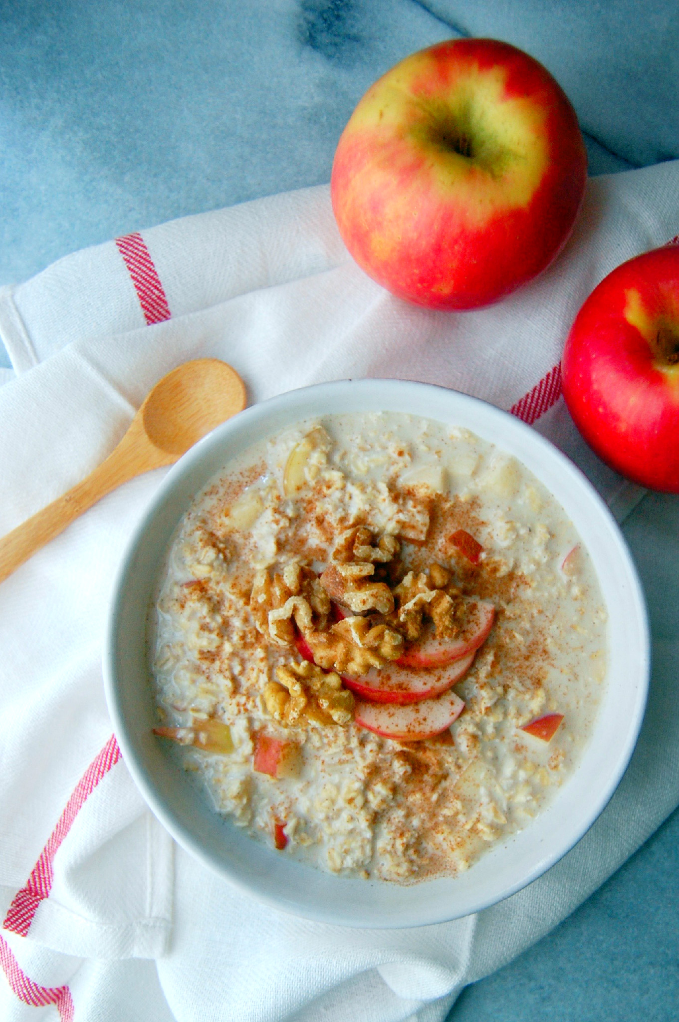 Apple Pie Overnight Oats - Something Nutritious
