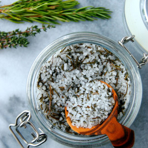 Coarse sea salt gives this Garden Herb Salt Mix a gourmet edge! A perfect edible DIY gift.