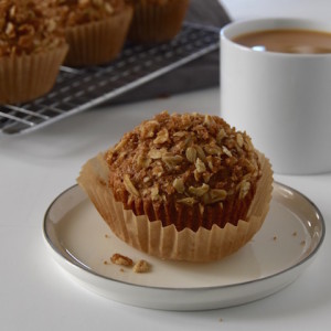 Simple and Wholesome Oatmeal Coffee Cake Muffins - uprootkitchen.com