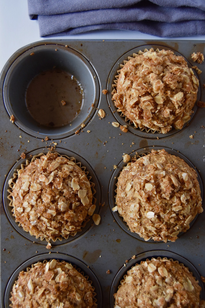 These Wholesome Oatmeal Coffee Cake Muffins are a whole wheat delight, with a soft crumb and sweet oat crumble | uprootkitchen.com