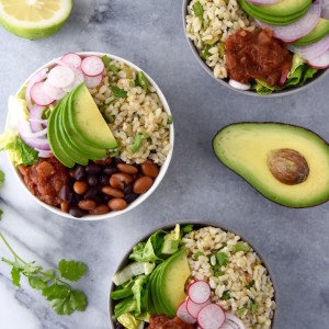 These Green Chile Bean and Rice Bowls are a quick batch meal to make for the week or for family dinner. | uprootkitchen.com