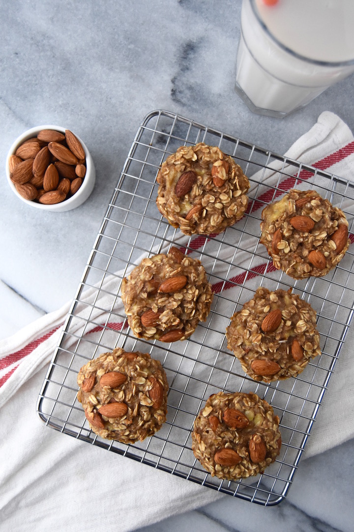 These 3 Ingredient Banana Oat Cookies are perfect for a wholesome snack to power you through the afternoon or satisfy your sweet tooth.