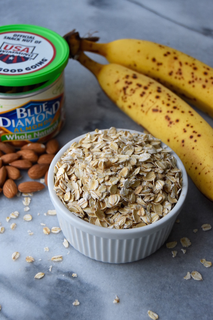 oatmeal banana almonds ingredients