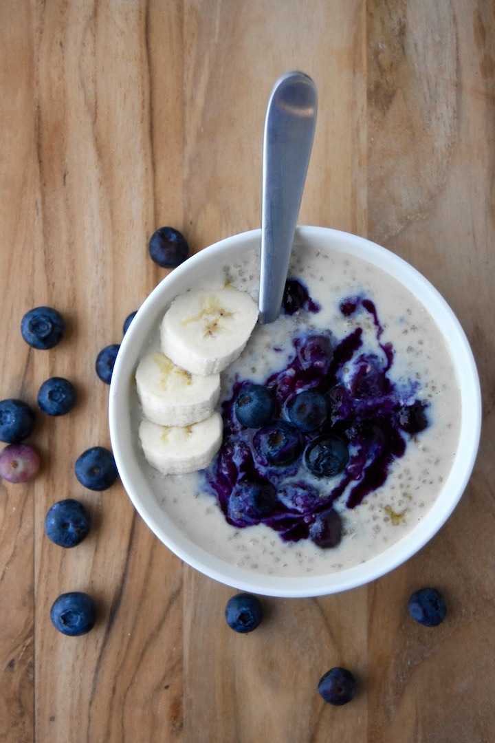 This Quinoa Porridge with Blueberry Compote is a simple way to enjoy summer's berries in a protein-packed breakfast bowl. | uprootkitchen.com