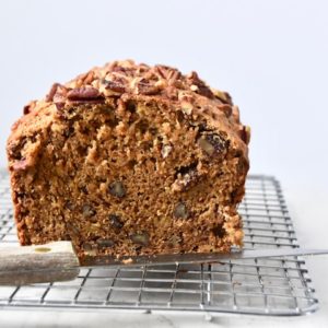One Bowl Whole Wheat Banana Bread with Pecans | uprootkitchen.com