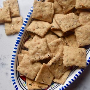 Use Sourdough Discard for these Everything Sourdough Crackers | uprootkitchen.com